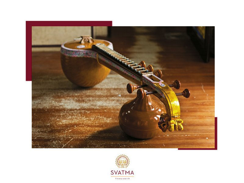 Veena, strumento chiave nella SPA del Svatma Hotel, in India