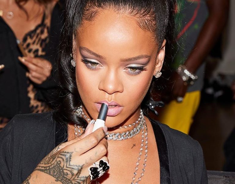 Rihanna offline per Blackout Tuesday