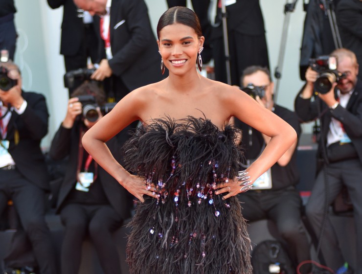 Hair Cotril per Tina Kunakey alla Mostra del Cinema di Venezia 76