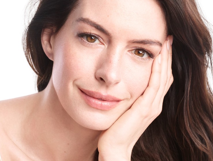 Anne Hathaway Shiseido vital perfection